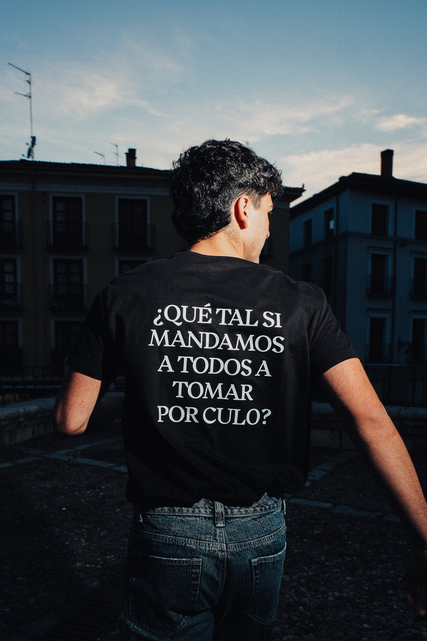 CAMISETA SILOÉ "A TOMAR POR CULO"  BLACK ED. LIMITADA